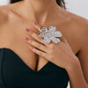 Ins Exaggerated Metal Beating Flower Collar