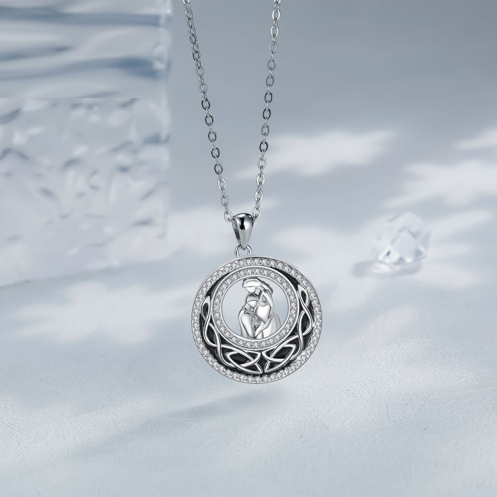 Surrounded By Love Warm Romantic Personality Design Necklace