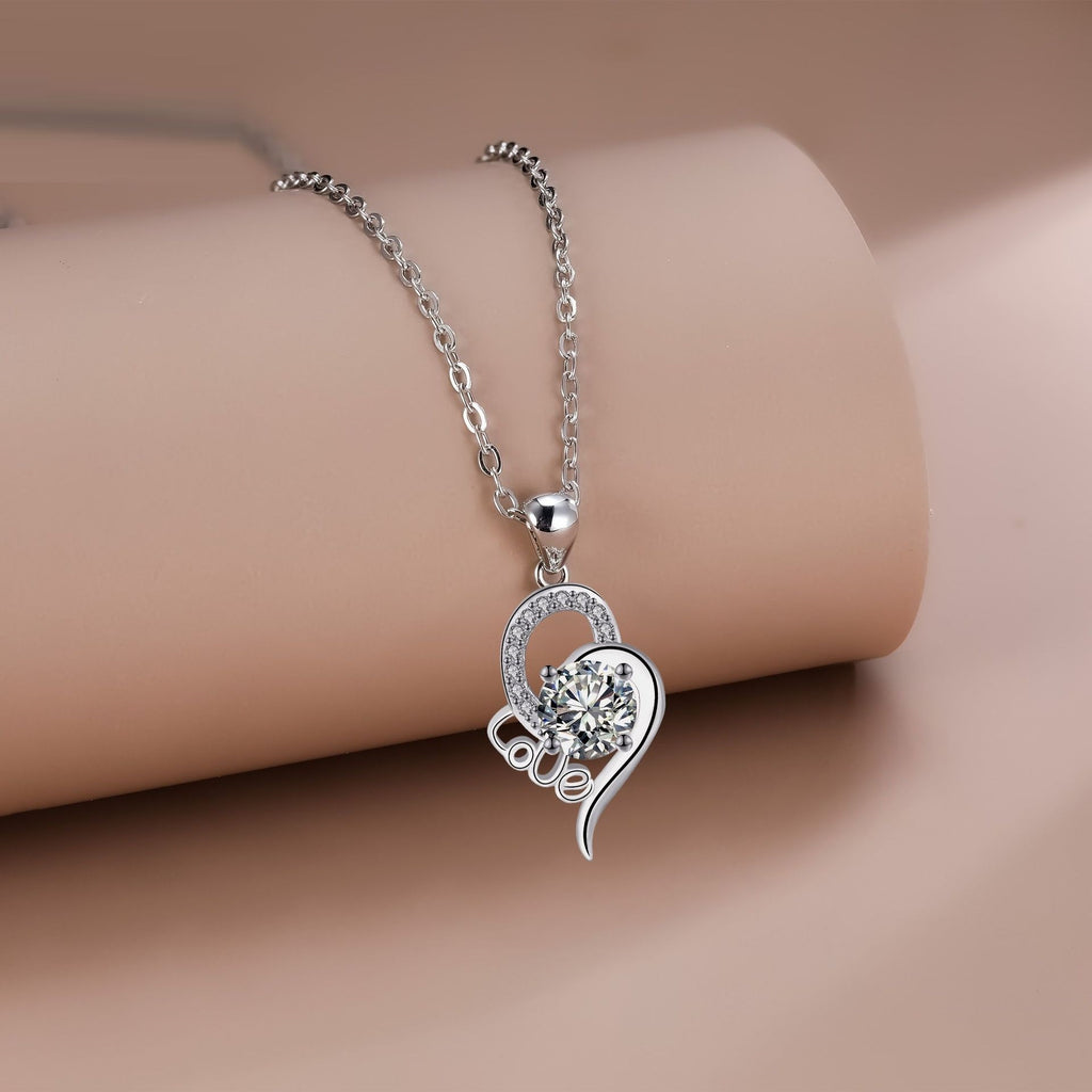 LOVE Bright Heart Necklace Women's High Sense Ornament