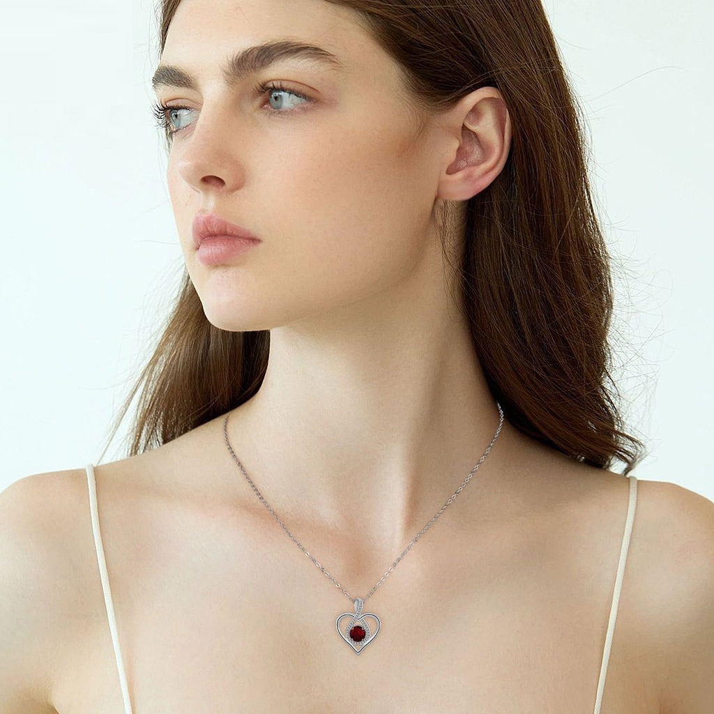 Fashion High-end Love Deep Necklace Female European And American Romantic Ornament