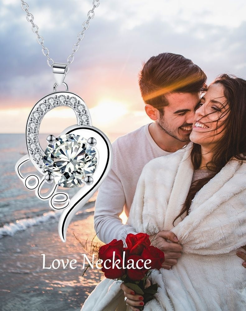 LOVE Bright Heart Necklace Women's High Sense Ornament