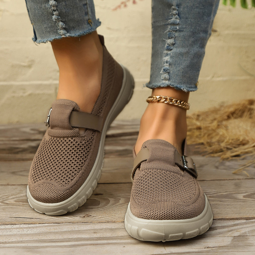 Breathable And Comfortable Sneaker Slip-on Soft Bottom Walking