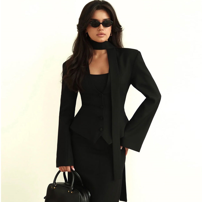 Solid Color And V-neck Scarf Decoration Long Sleeve Suit Coat