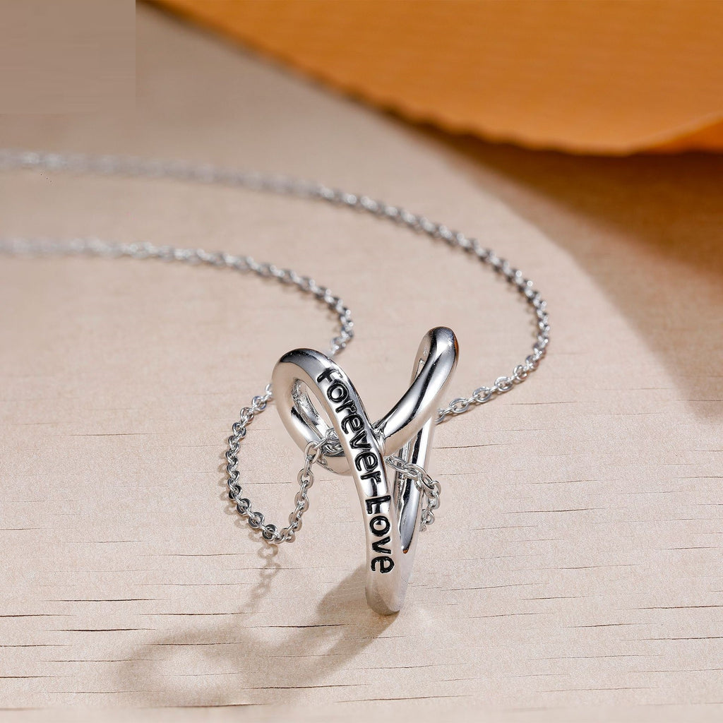 European And American Fashion Classy Pendant Letter Necklace