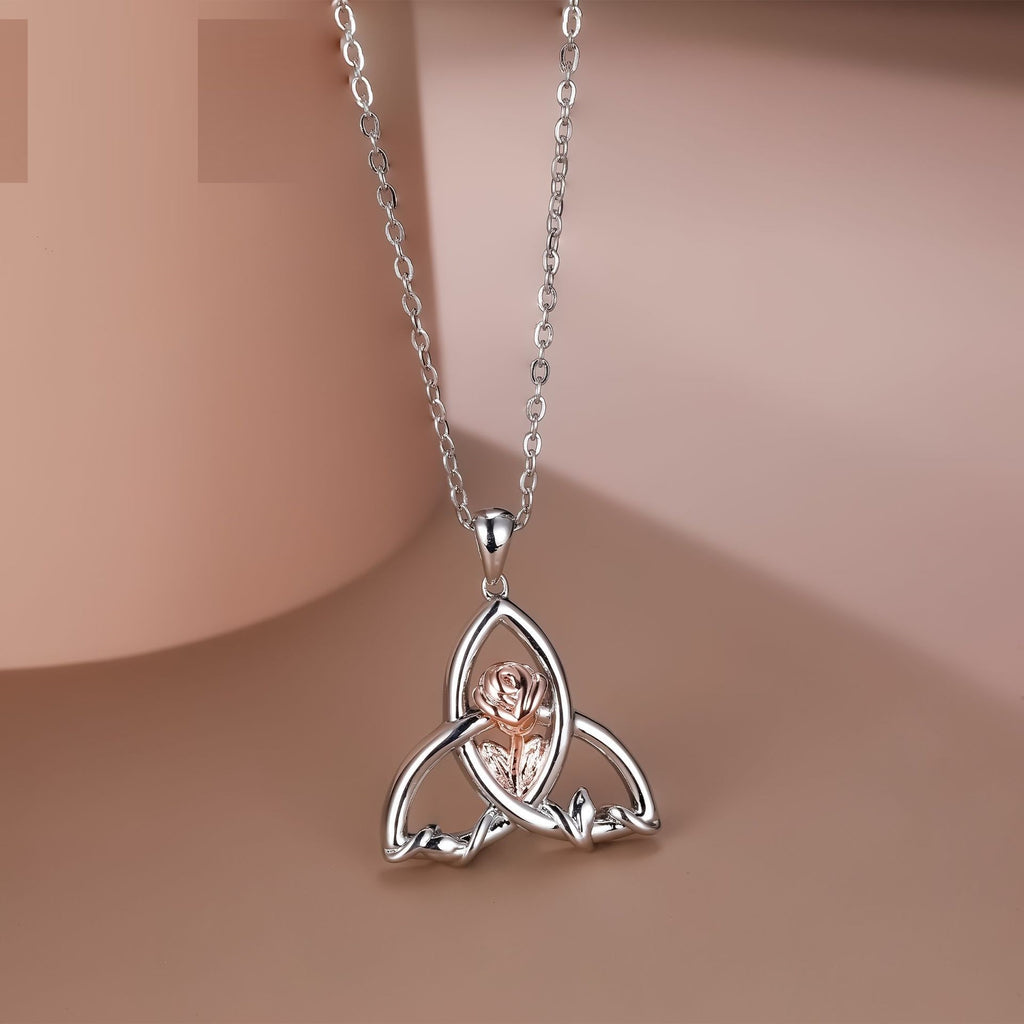 European And American Style Irregular Rose Necklace