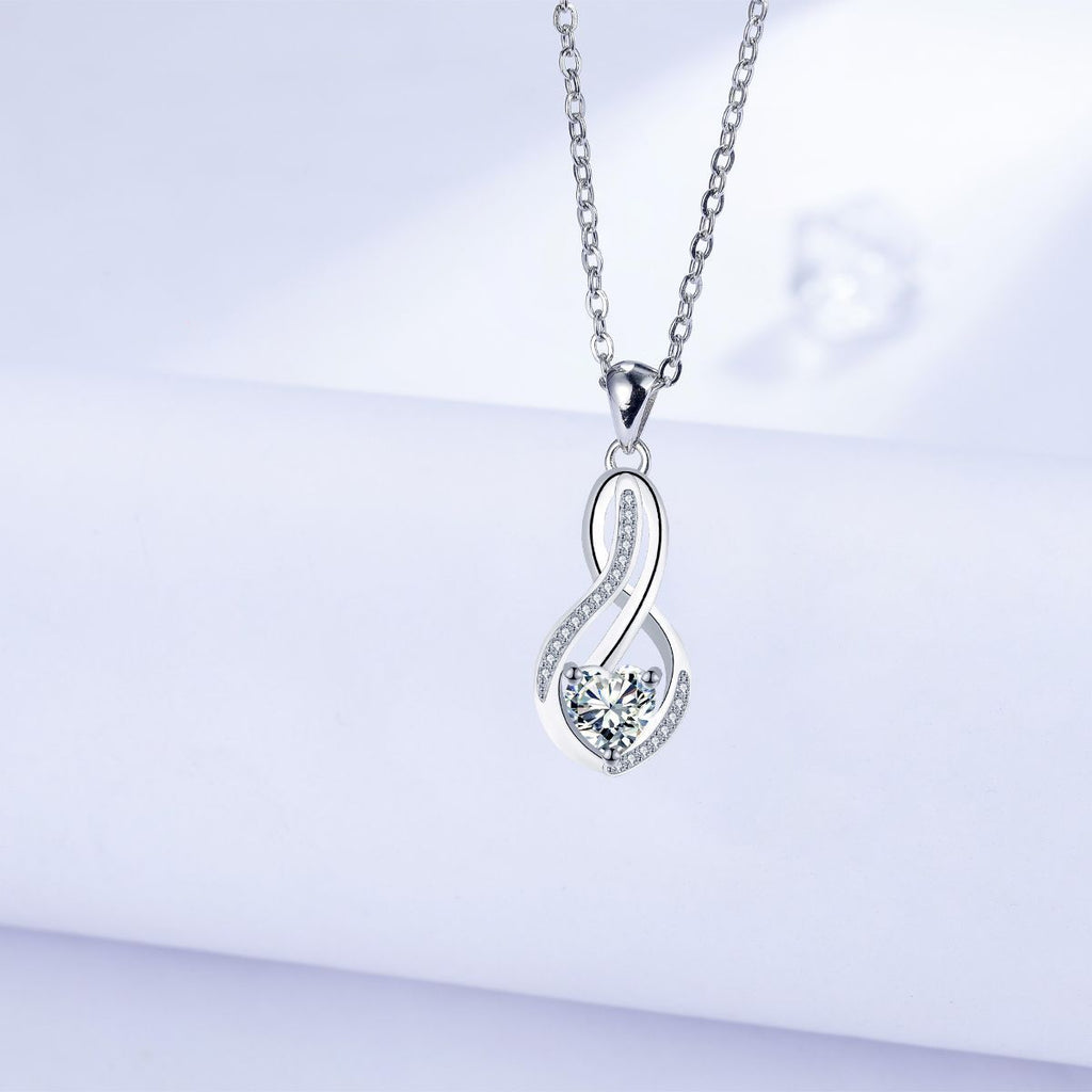 European And American Romantic Fashion Unlimited Symbol Heart-shaped Ornament Necklace For Women