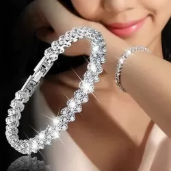 Glamorous Female Crystal Bracelet with Artificial Diamond Inlaid for Wedding